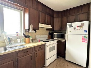 65 Boston Ave, Unit 65 in Somerville, MA - Foto de edificio - Building Photo