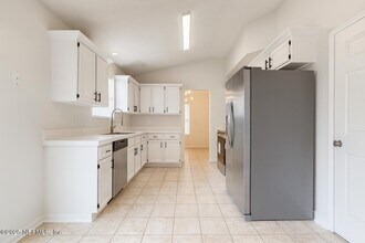 2898 Canyon Falls Dr in Jacksonville, FL - Building Photo - Building Photo