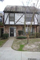 10111 Jefferson Hwy in Baton Rouge, LA - Building Photo