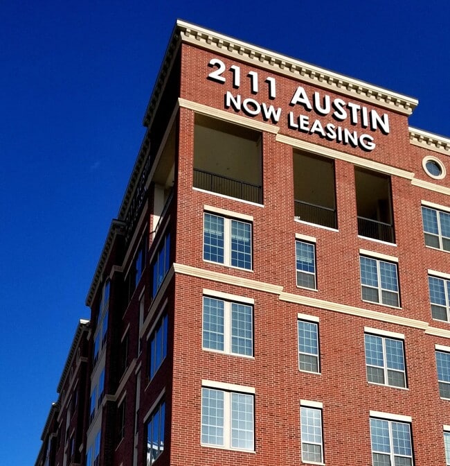 2111 Austin photo'
