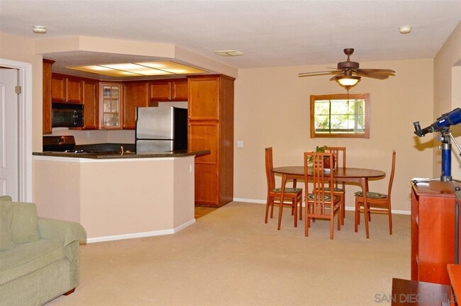 3877 Pell Pl in San Diego, CA - Building Photo - Building Photo