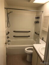 433 Linwood Ave in Buffalo, NY - Building Photo - Building Photo