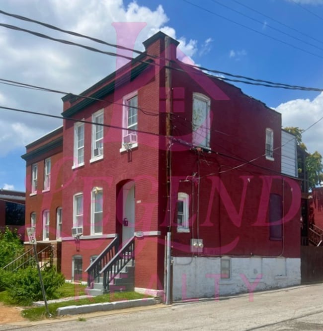 property at 2615 Victor St