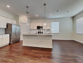 6237 Emerald Hls Wy, Unit Entire Apartment (4) in Wesley Chapel, FL - Building Photo - Building Photo