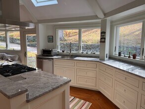 150 Ferry Rd in Lyme, CT - Building Photo - Building Photo