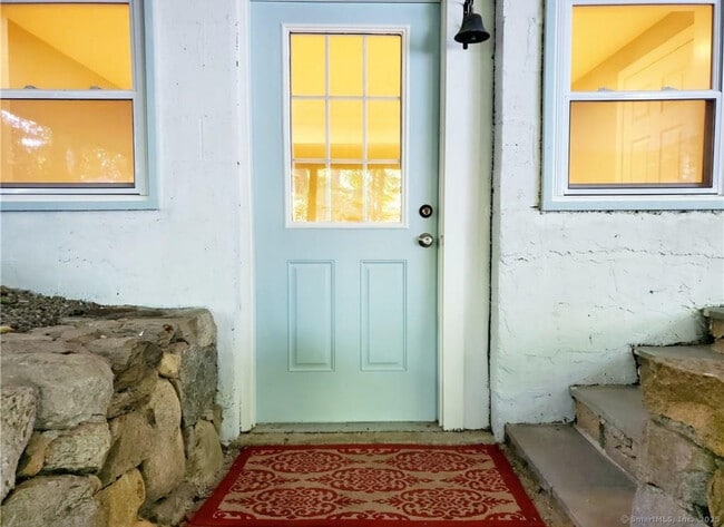 110 Richmond Hill Rd in New Canaan, CT - Building Photo - Building Photo