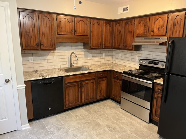 1215 Wenlon Drive in Murfreesboro, TN - Building Photo - Building Photo