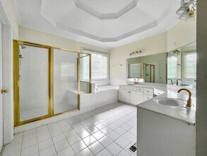 389 Bridgebrook Ln SW in Smyrna, GA - Building Photo - Building Photo