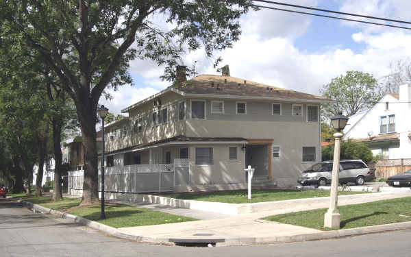 Locust Street Apartments in Riverside, CA - Building Photo - Building Photo