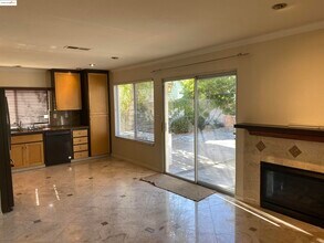 1810 Gardenia Ct in Antioch, CA - Building Photo - Building Photo