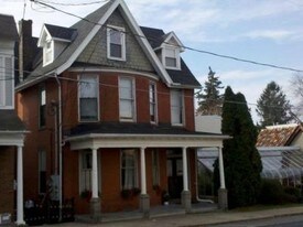 213 W Market St in Orwigsburg, PA - Building Photo