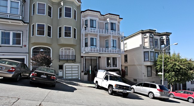 378-382 Vallejo St in San Francisco, CA - Building Photo - Building Photo