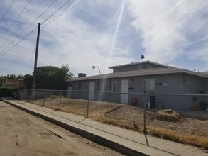 1409 Ming Ave in Bakersfield, CA - Building Photo - Other