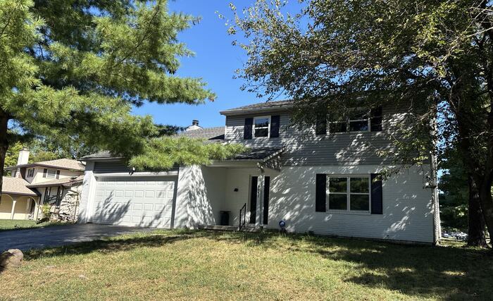6642 Glacier Ave in Reynoldsburg, OH - Building Photo