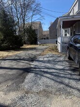 12 Lincoln Pl in Natick, MA - Building Photo - Building Photo