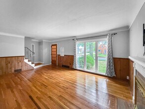 3860 Colony Rd in South Euclid, OH - Building Photo - Building Photo