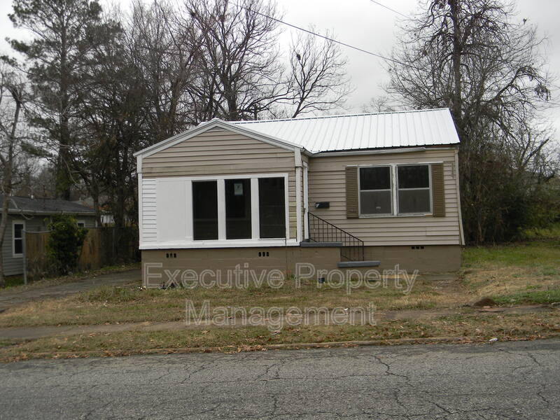 6626 Doctor M.L.K. Blvd in Fairfield, AL - Building Photo