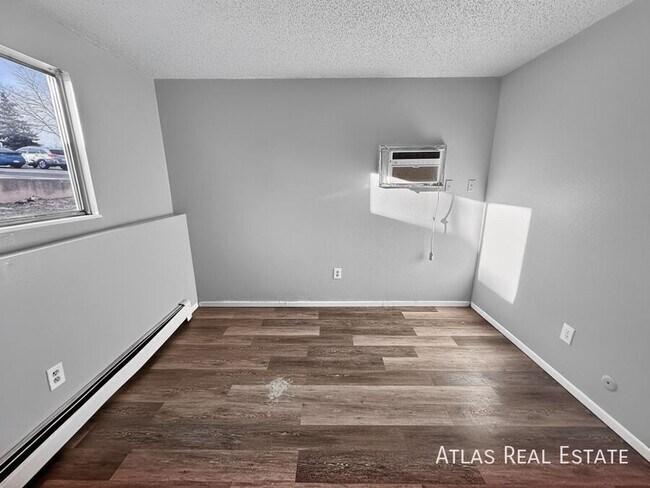 2855 Montebello Dr
