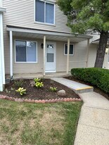 13 Inwood Ter in Freehold, NJ - Building Photo