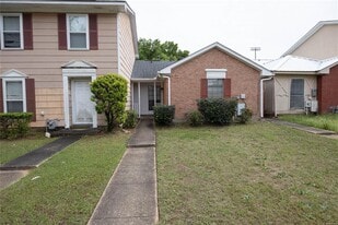 4732 Retreat Rd in Montgomery, AL - Building Photo