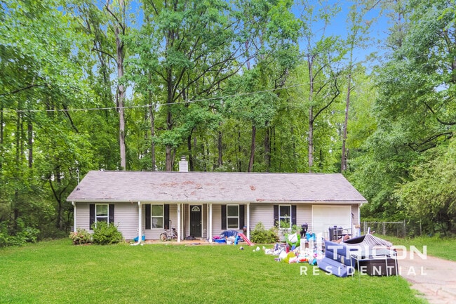 property at 5 Cedar Ct