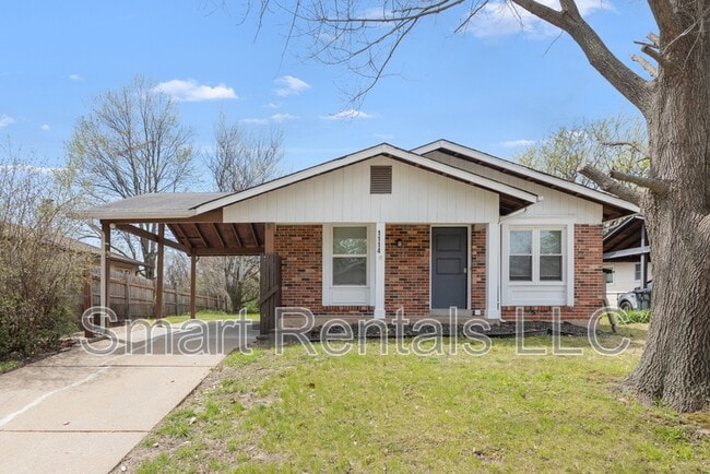 1114 Ransome Ct in Florissant, MO - Building Photo - Building Photo