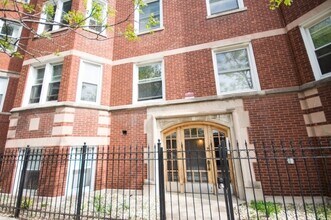 1730 W Foster Ave, Unit 3 in Chicago, IL - Foto de edificio - Building Photo