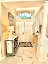 431 Denise St in Tarpon Springs, FL - Building Photo - Building Photo