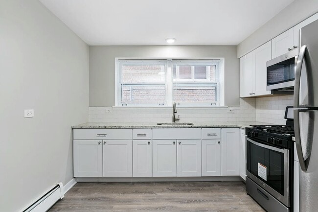 5358 S Narragansett Ave in Chicago, IL - Building Photo - Building Photo