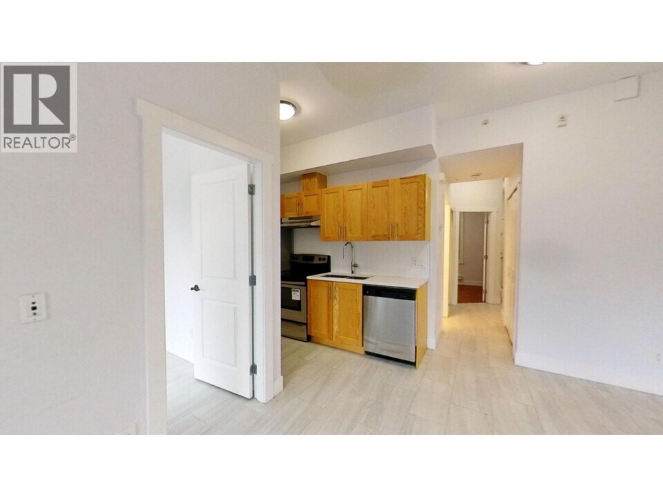 191 E 11th Ave in Vancouver, BC - Building Photo