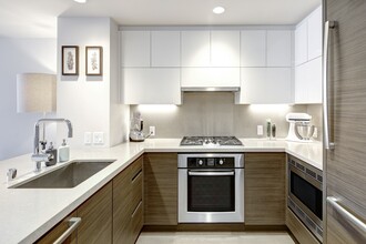 The Bread Building in Hollywood, FL - Building Photo - Building Photo