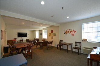 475 Mount Vernon Hwy NE in Sandy Springs, GA - Building Photo - Building Photo