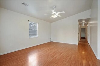370 Cedar Ln in Ponchatoula, LA - Building Photo - Building Photo