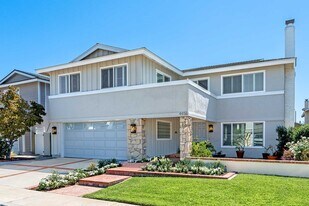 4456 Candleberry Ave in Seal Beach, CA - Building Photo