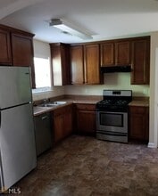 2441 Capella Cir SW in Atlanta, GA - Building Photo - Building Photo