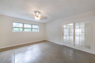 1904 Ridgemont Dr in Austin, TX - Building Photo - Building Photo