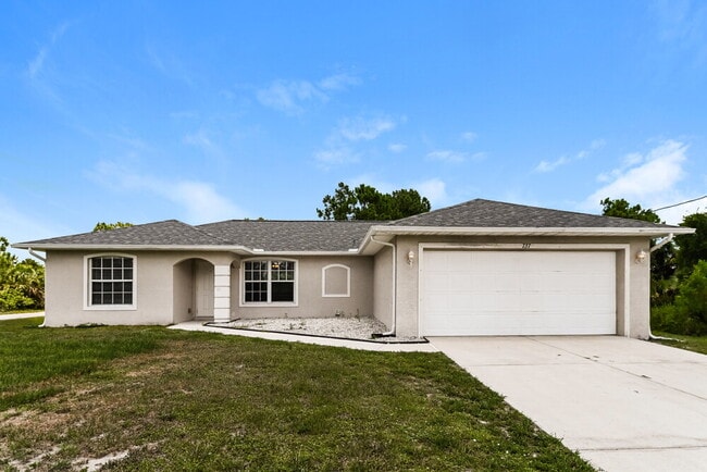 property at 737 Almelia St E