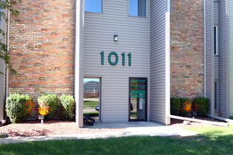 Maple Apartments in Ankeny, IA - Foto de edificio - Building Photo