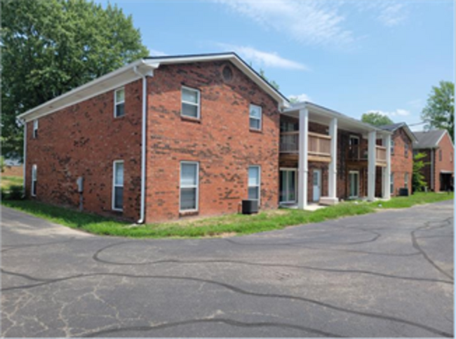 property at 634 Wooddale Terrace