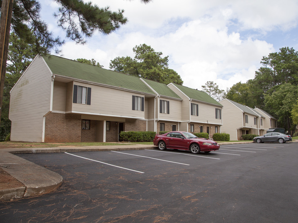 Pinewood in Athens, GA - Building Photo