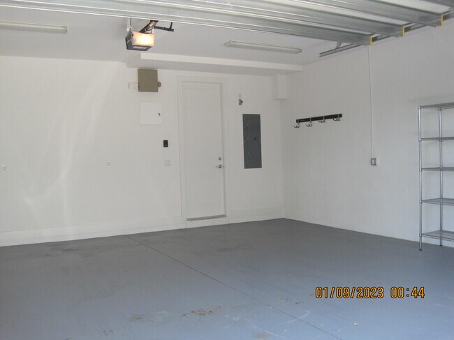 4033 NW 17th Way in Boca Raton, FL - Building Photo - Building Photo