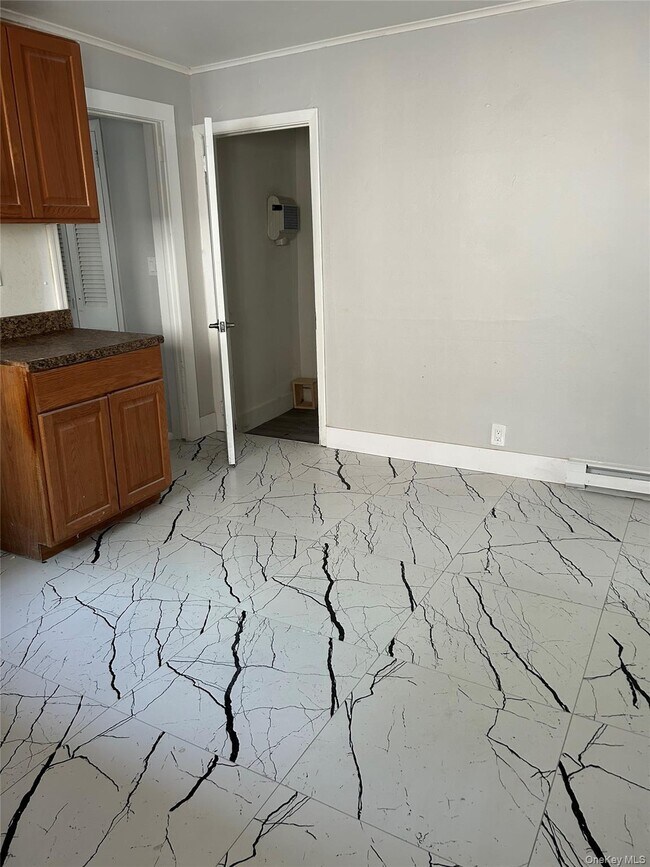 404-452 NY-52 in Woodbourne, NY - Building Photo - Building Photo