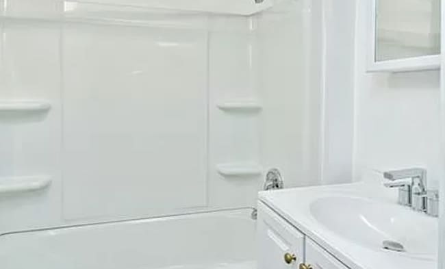 property at 10 E Berkeley St