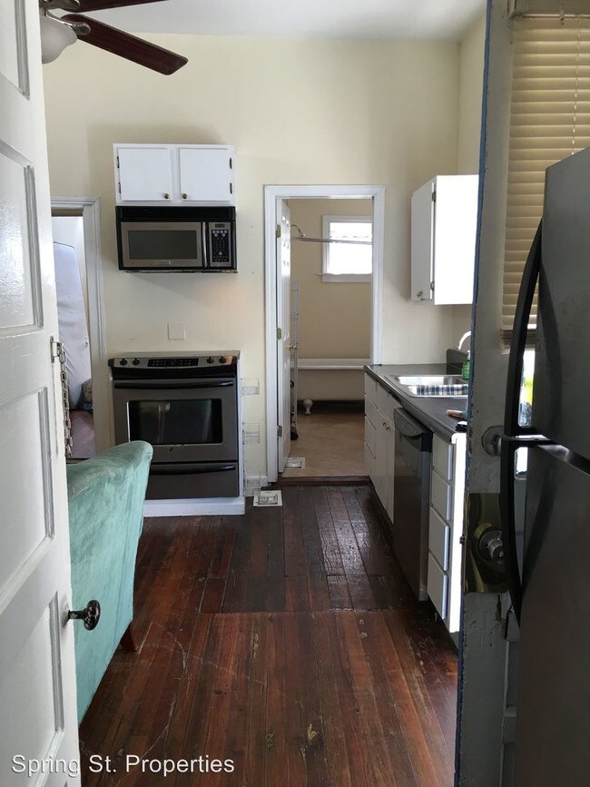 201 Spring St in Charleston, SC - Building Photo - Building Photo