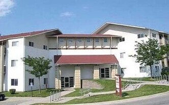 6250 Ville De Sante Dr in Omaha, NE - Building Photo