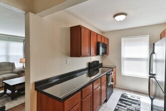 6927 Chippewa St, Unit 1 East in St. Louis, MO - Building Photo - Building Photo