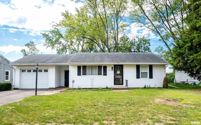 property at 2220 W Cindy Ln