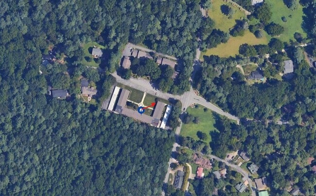 102 Boyd Dr in Flat Rock, NC - Building Photo - Building Photo
