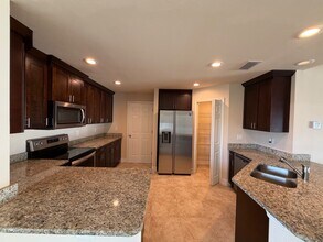 3116 37th St SW in Lehigh Acres, FL - Building Photo - Building Photo