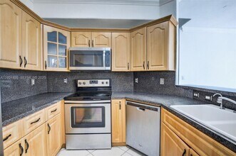 3306 SW 171st Terrace in Miramar, FL - Building Photo - Building Photo